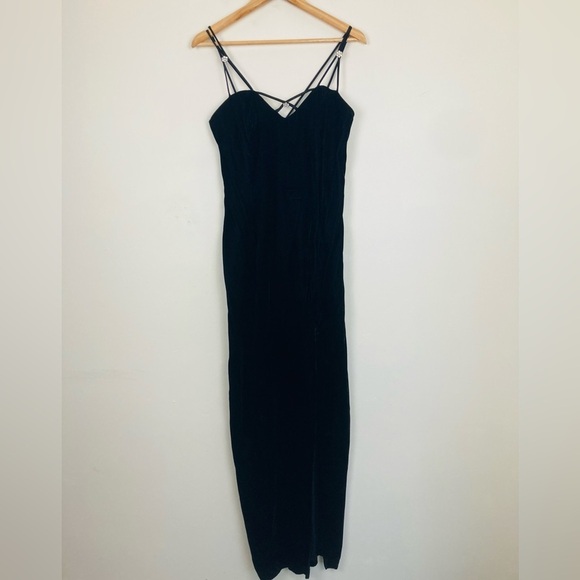 Vintage 90s Y2K strappy back velvet column dress with front slit. - Picture 6 of 11